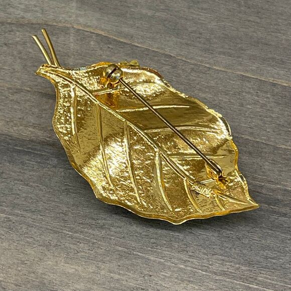 Vintage Gold Tone Leaf w/ Green Enamel Pink Flowers Brooch Marked Austria - Picture 5 of 7